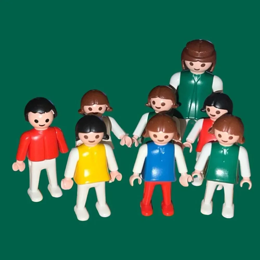 8 Vintage 1981 Geobra Toys Playmobil Children & Adult Figurines Replacement B10